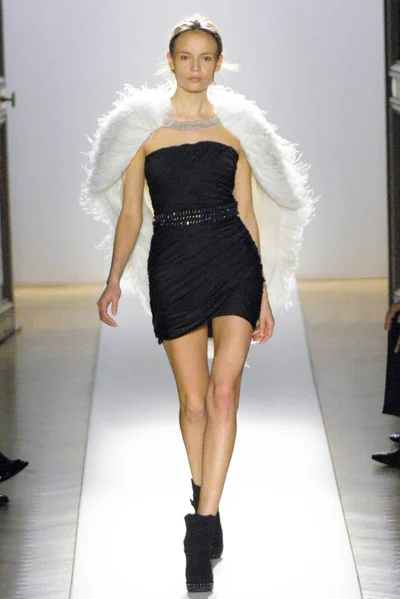 Look 3